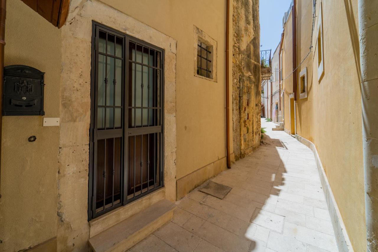 Casa Borbonica Cozy Apartment In Ortigia Ground Floor Syrakus Exterior foto
